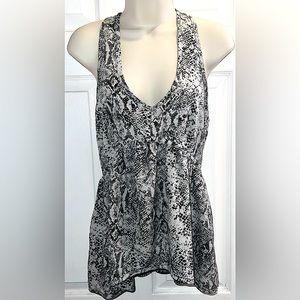 Women’s top  • Converse One Star • Small